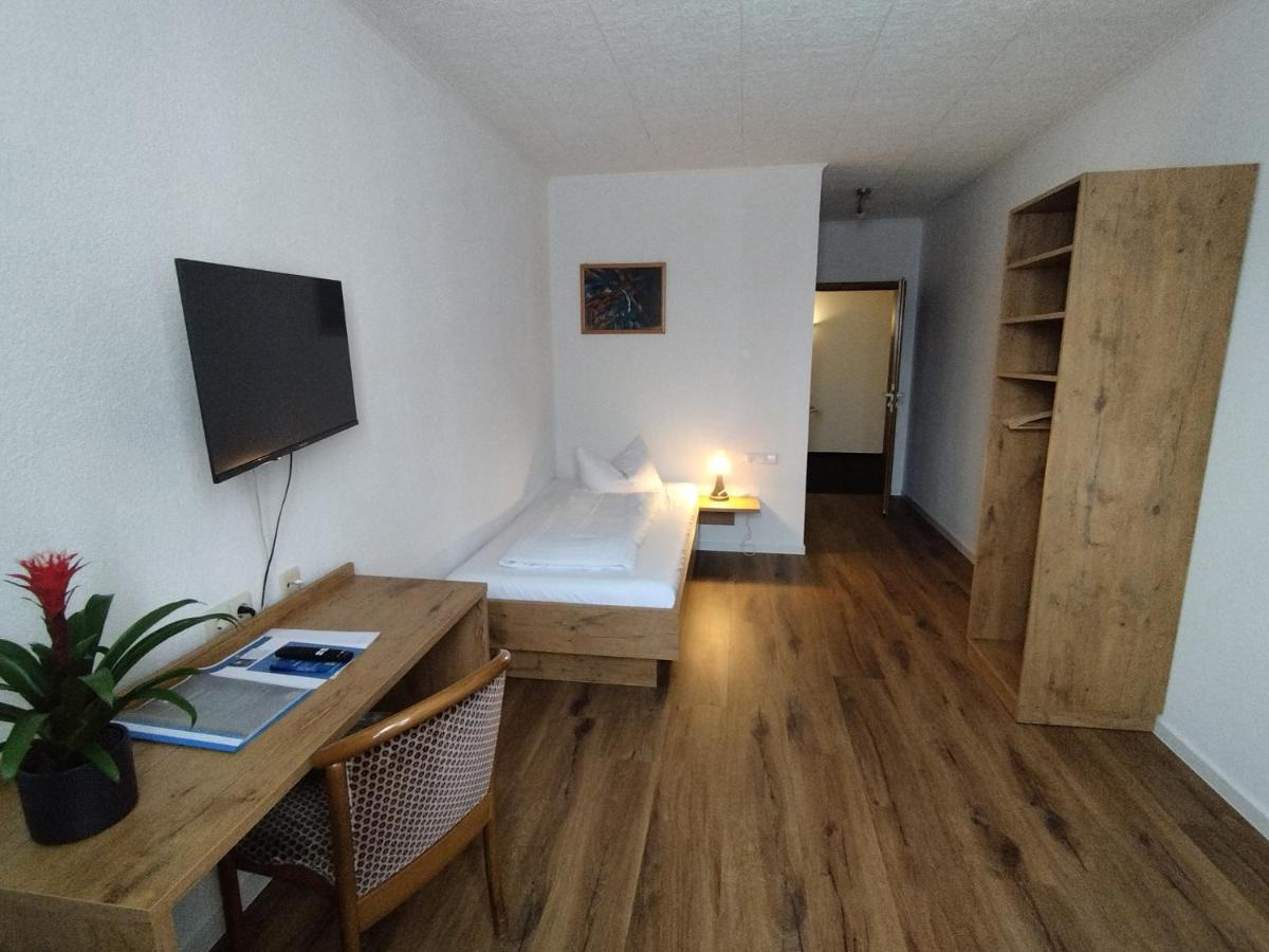 Hotel Sonnenkeller Neu-Ulm Kültér fotó