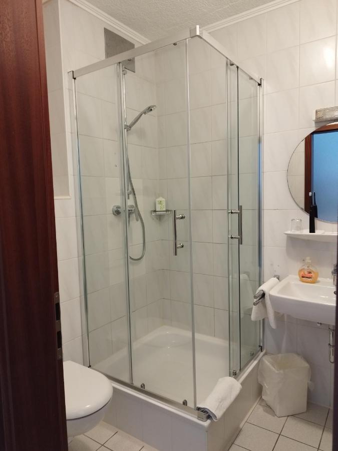 Hotel Sonnenkeller Neu-Ulm Kültér fotó