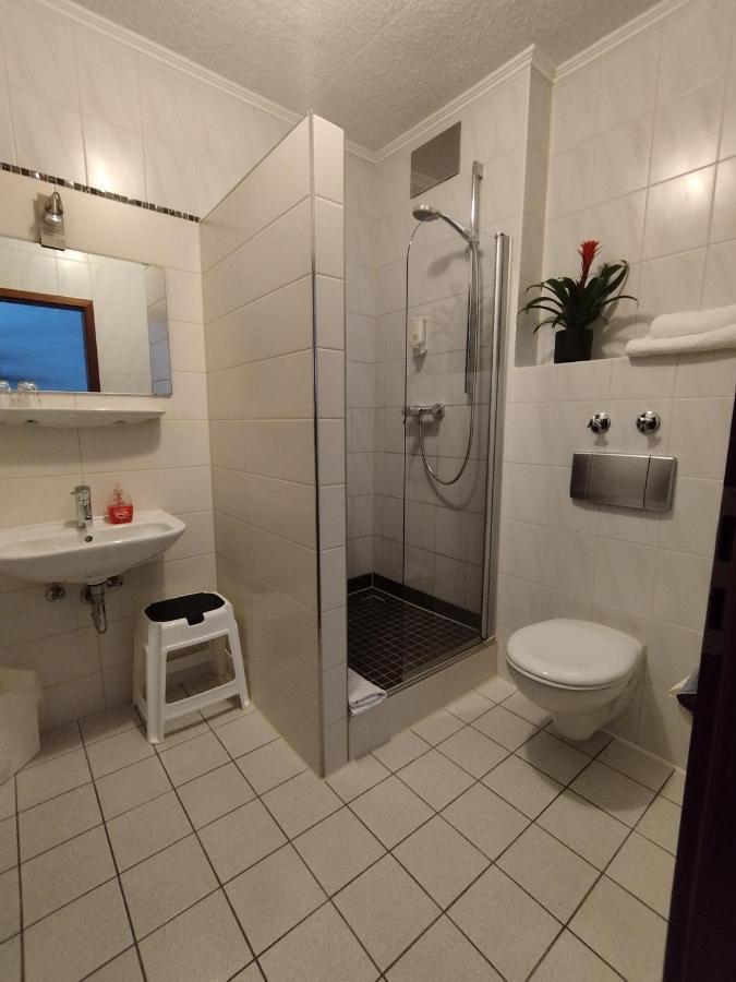 Hotel Sonnenkeller Neu-Ulm Kültér fotó